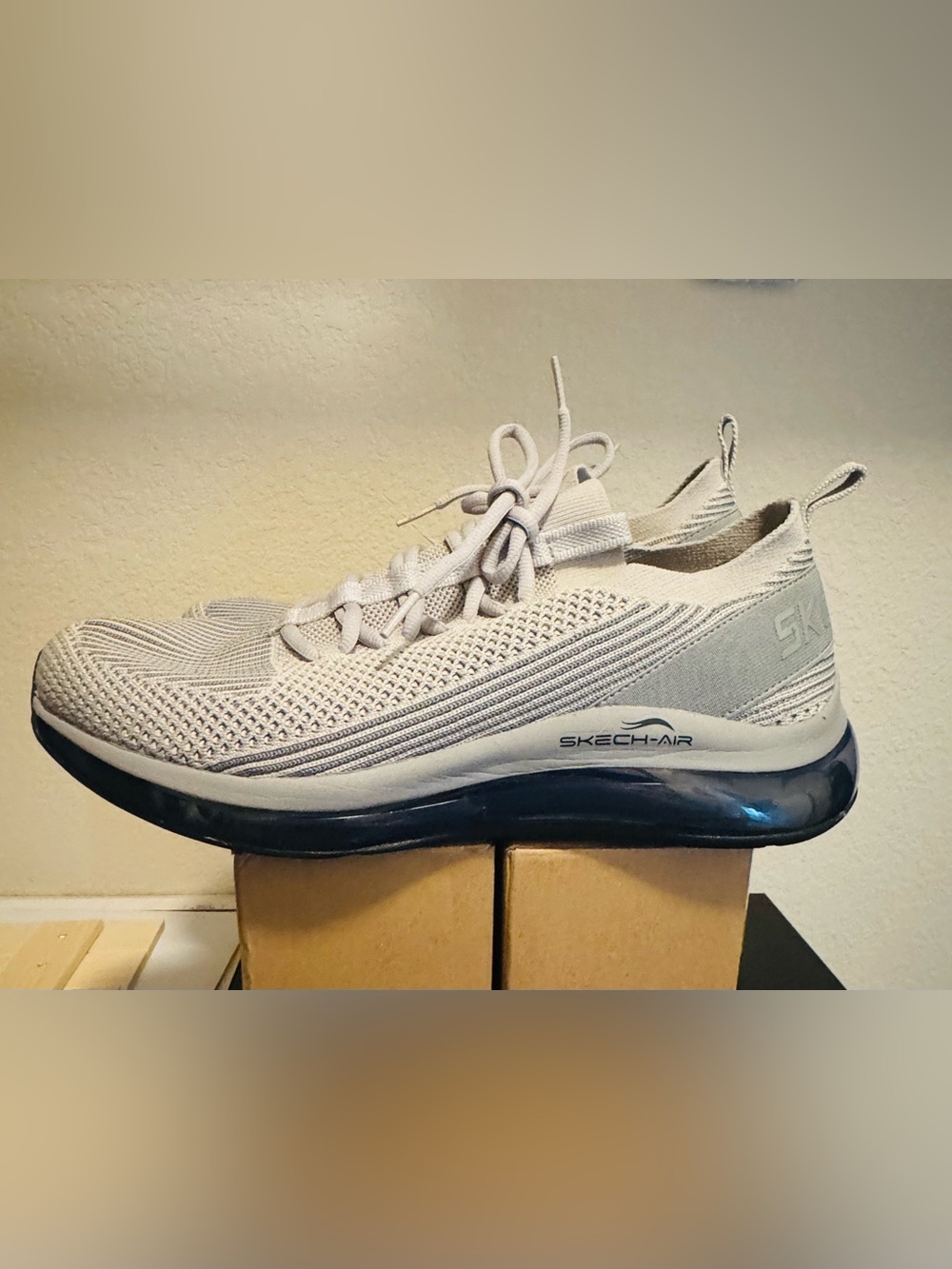 Skechers Light Gray Knit Slip-On Men's Sneakers with Air Cushion - Picture 4 of 10